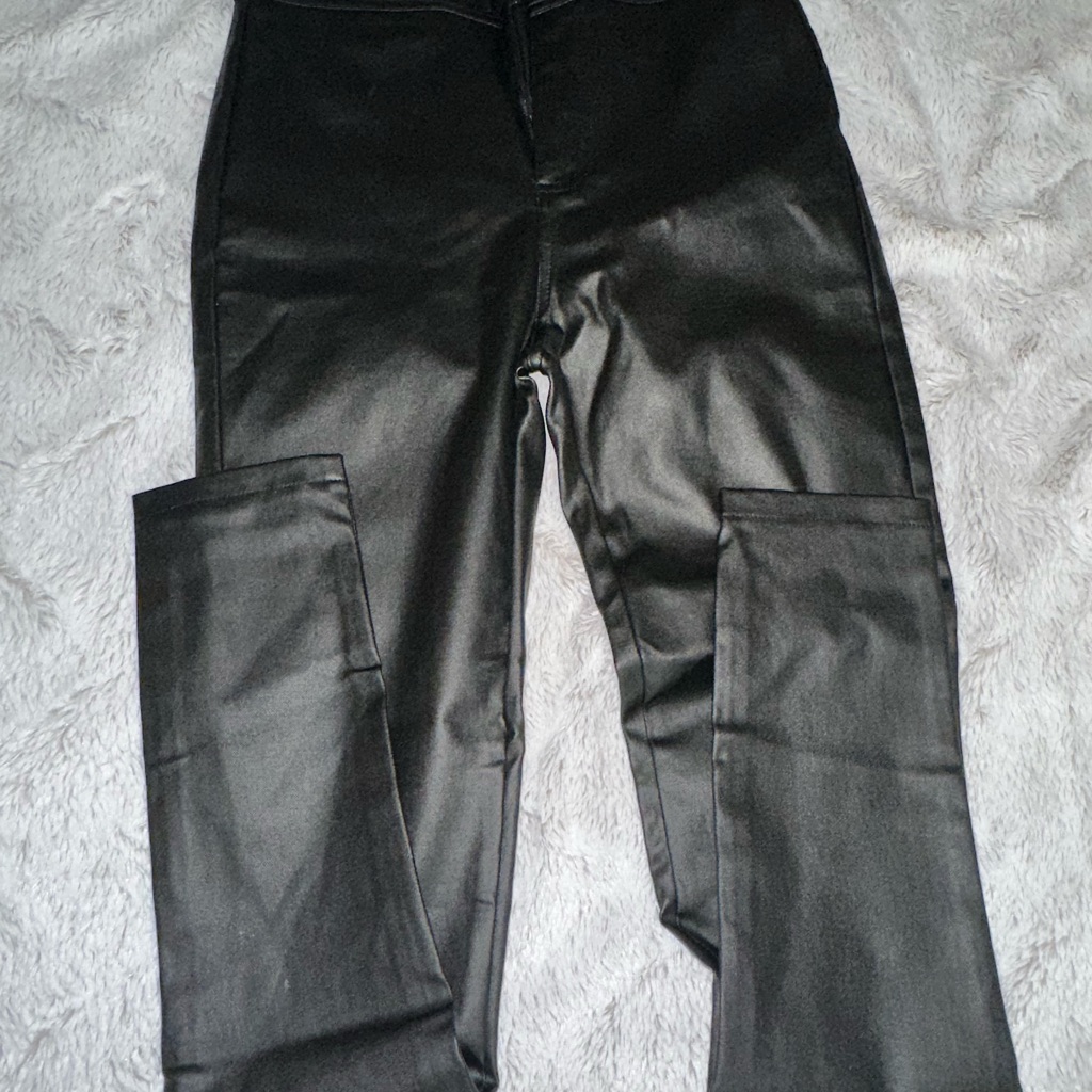 Clothes/Pants